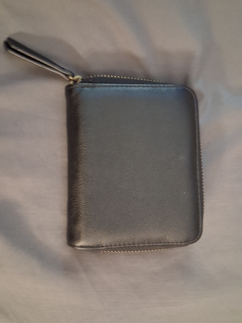FRYE AND CO. Black Leather Women's Wallet with Brass Logo Plate - Picture 3 of 3
